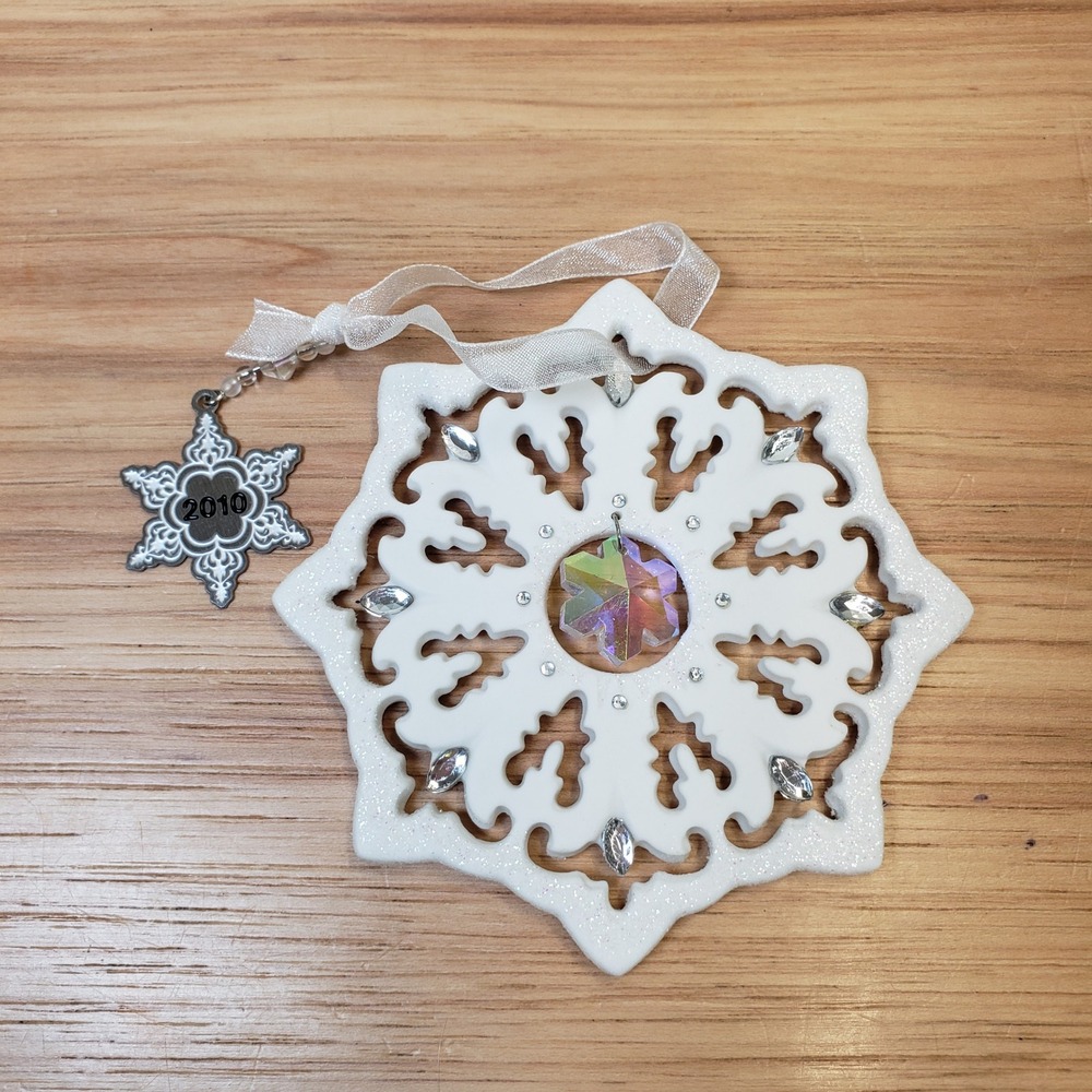 Hallmark 2010 Keepsake Snowflake Christmas Ornament White Crystal Sparkle